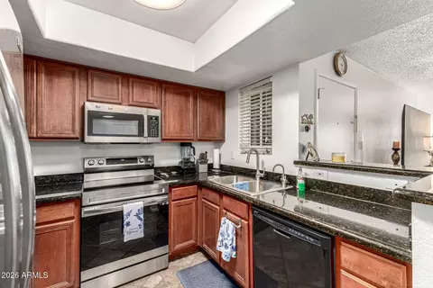 5757 W Eugie Ave #1102, Glendale, AZ 85304