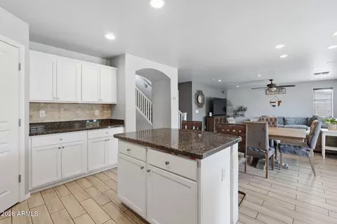 Kitchen - 3989 E Los Altos Dr, Gilbert, AZ 85297 photo 3 of 3