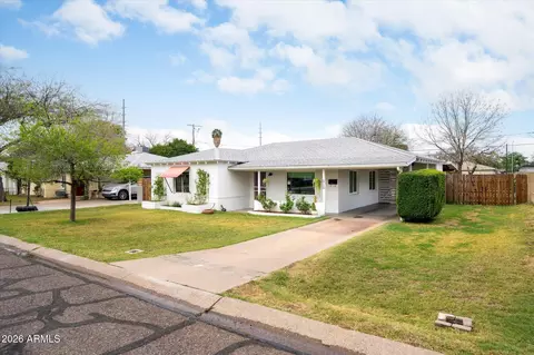 Exterior - 6714 N 11th St, Phoenix, AZ 85014 photo 2 of 9