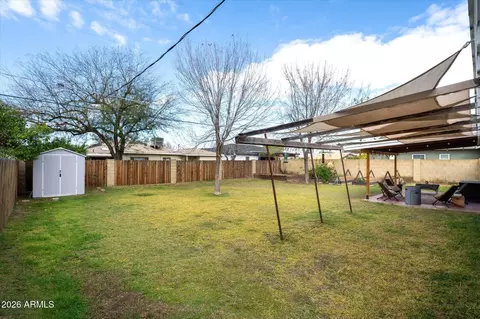 Exterior - 6714 N 11th St, Phoenix, AZ 85014 photo 8 of 9