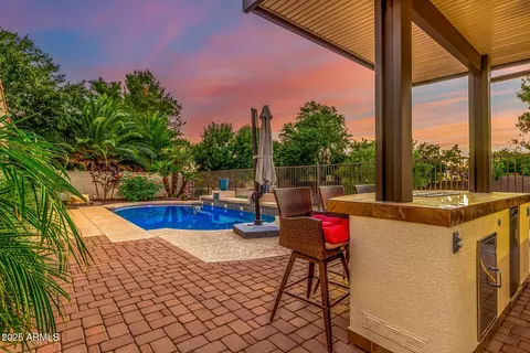 4390 S White Dr, Chandler, AZ 85249