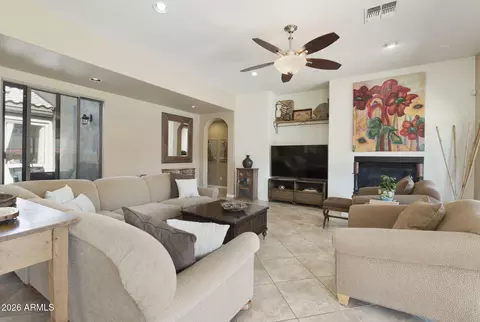 Living - 3821 E Patrick Ln, Phoenix, AZ 85050 photo 2 of 6