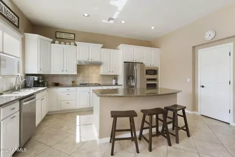 Kitchen - 3821 E Patrick Ln, Phoenix, AZ 85050 photo 5 of 5