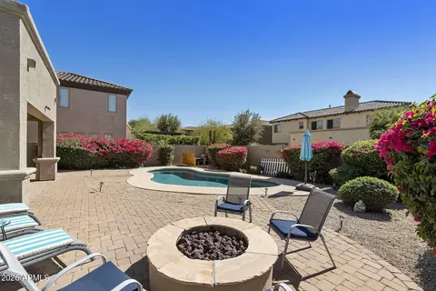 Exterior - 3821 E Patrick Ln, Phoenix, AZ 85050 photo 9 of 11