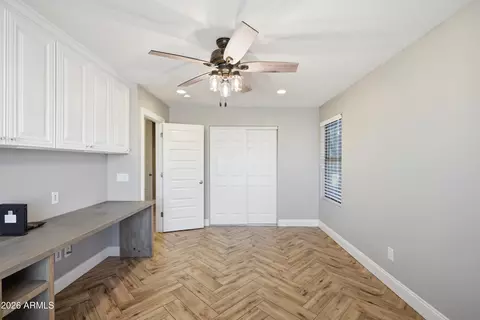 557 S Lemon Ct, Gilbert, AZ 85296 photo 19