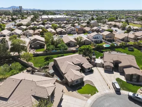 557 S Lemon Ct, Gilbert, AZ 85296 photo 34