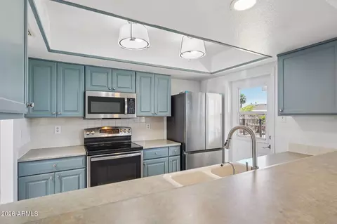 Kitchen - 1125 E Lodge Dr, Tempe, AZ 85283 photo 3 of 3