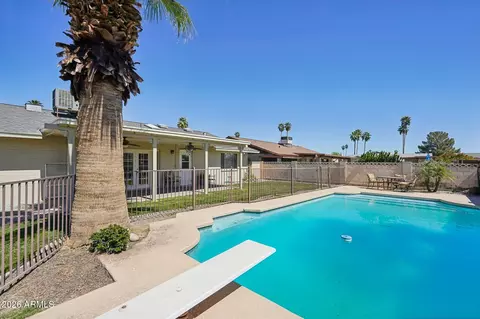 Exterior - 1125 E Lodge Dr, Tempe, AZ 85283 photo 3 of 4