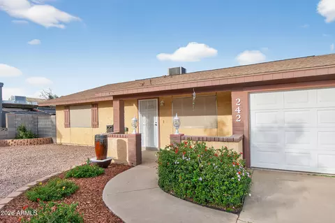 242 N 87th Pl, Mesa, AZ 85207