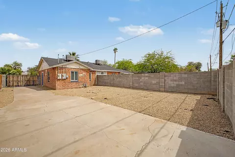 Exterior - 4220 N 3rd Ave, Phoenix, AZ 85013 photo 1 of 7