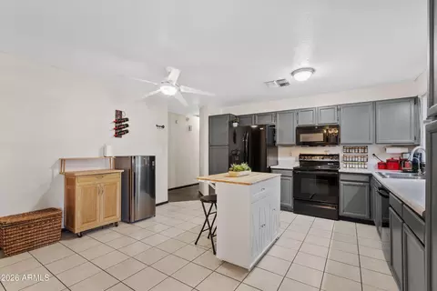 Kitchen - 729 E Huber St, Mesa, AZ 85203 photo 5 of 5