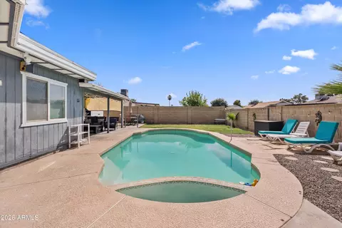 Exterior - 729 E Huber St, Mesa, AZ 85203 photo 3 of 6