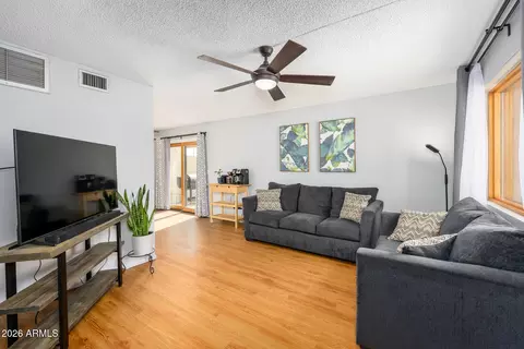 834 E Fountain St #4, Mesa, AZ 85203