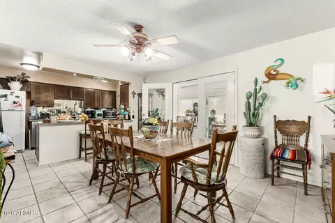 Dining - 1109 E Bishop Dr, Tempe, AZ 85282 photo 1 of 2