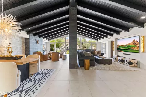 1018 N Boulder Dr, Carefree, AZ 85377