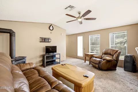 2877 Lazy Bear Trl, Overgaard, AZ 85933 photo 9