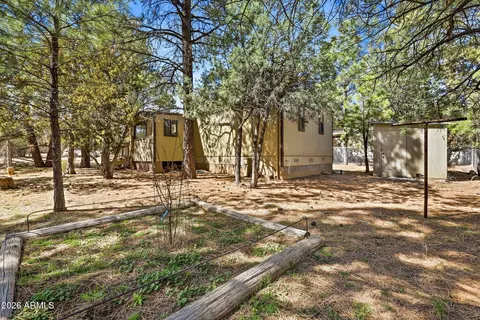 2877 Lazy Bear Trl, Overgaard, AZ 85933 photo 26