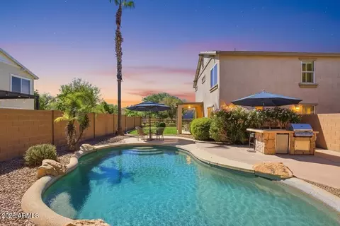 Exterior - 2545 E Harrison Ct, Gilbert, AZ 85295 photo 2 of 11