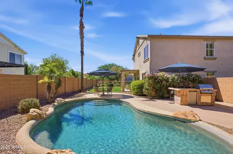 Exterior - 2545 E Harrison Ct, Gilbert, AZ 85295 photo 9 of 11