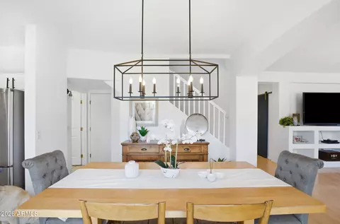 Dining - 2545 E Harrison Ct, Gilbert, AZ 85295 photo 2 of 3