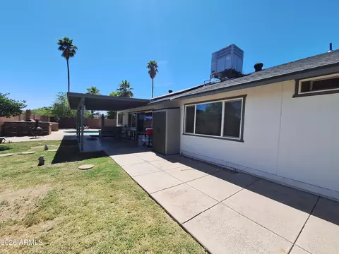 Exterior - 2250 E Kathleen Rd, Phoenix, AZ 85022 photo 2 of 7