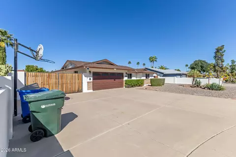 3504 E De Poe Ln, Phoenix, AZ 85028 photo 6