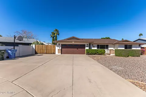 3504 E De Poe Ln, Phoenix, AZ 85028 photo 3