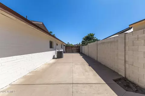 3504 E De Poe Ln, Phoenix, AZ 85028 photo 48
