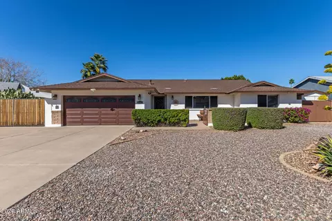 3504 E De Poe Ln, Phoenix, AZ 85028 photo 2