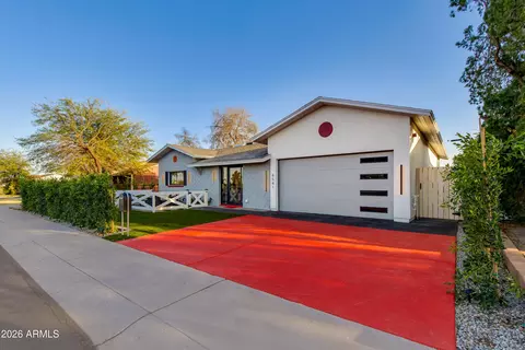 8541 E Thomas Rd, Scottsdale, AZ 85251