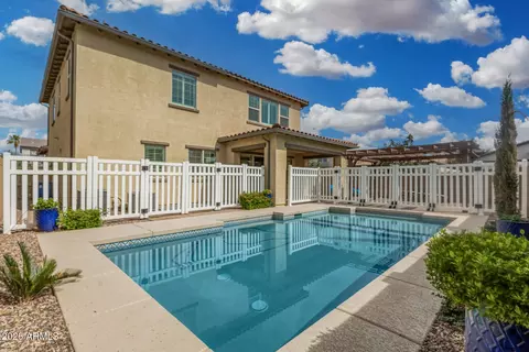 1527 W Windhaven Ave, Gilbert, AZ 85233