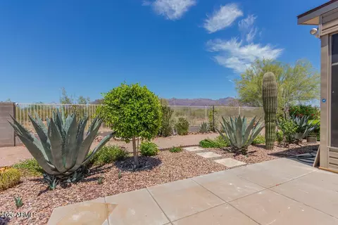 Exterior - 3301 S Goldfield Rd #4027, Apache Junction, AZ 85119 photo 3 of 4