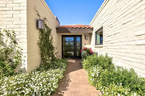 7328 E Tuckey Ln, Scottsdale, AZ 85250