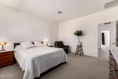 Bedroom - 2257 W Echo Ln, Phoenix, AZ 85021 photo 2 of 5