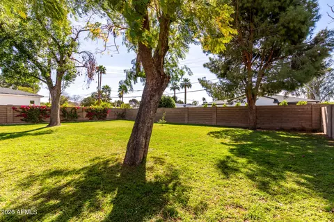 Exterior - 4101 Edgemont Ave, Phoenix, AZ 85008 photo 6 of 6