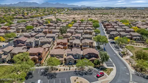 View/Area - 3932 E Melinda Dr, Phoenix, AZ 85050 photo 2 of 7