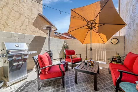 3932 E Melinda Dr, Phoenix, AZ 85050