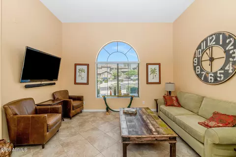 Living - 3932 E Melinda Dr, Phoenix, AZ 85050 photo 3 of 4