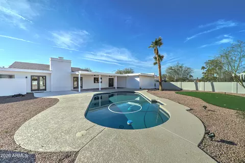6130 E Via Estrella Ave, Paradise Valley, AZ 85253