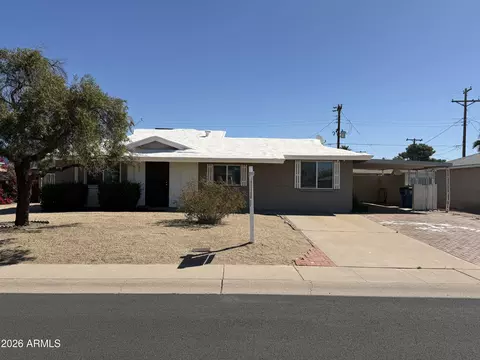 337 S Thunderbird Dr, Apache Junction, AZ 85120