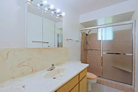 Bath - 5207 E Dodge St, Mesa, AZ 85205 photo 1 of 4