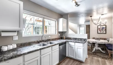 Kitchen - 1633 E Lakeside Dr #131, Gilbert, AZ 85234 photo 1 of 3
