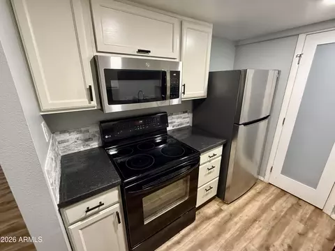 600 S Dobson Rd #111, Mesa, AZ 85202