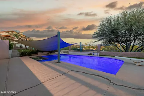 Exterior - 2131 E Bethany Home Rd, Phoenix, AZ 85016 photo 17 of 56