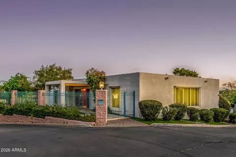 Exterior - 2131 E Bethany Home Rd, Phoenix, AZ 85016 photo 43 of 56