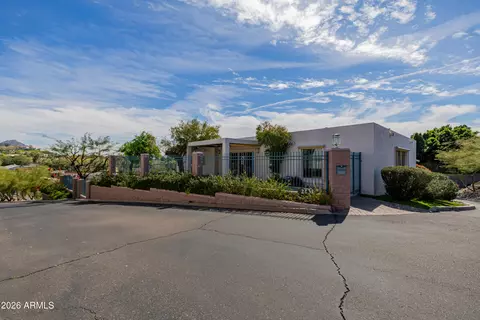 Exterior - 2131 E Bethany Home Rd, Phoenix, AZ 85016 photo 4 of 56