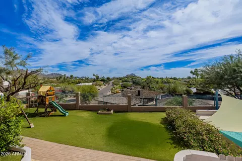 Exterior - 2131 E Bethany Home Rd, Phoenix, AZ 85016 photo 20 of 56