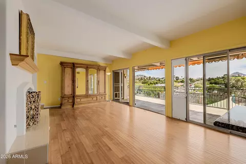 Living - 2131 E Bethany Home Rd, Phoenix, AZ 85016 photo 7 of 18
