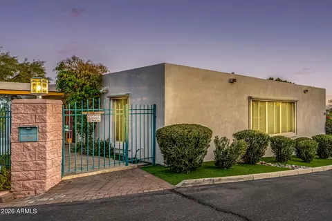 Exterior - 2131 E Bethany Home Rd, Phoenix, AZ 85016 photo 42 of 56