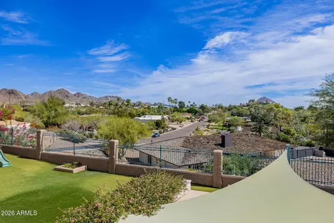 Exterior - 2131 E Bethany Home Rd, Phoenix, AZ 85016 photo 23 of 56